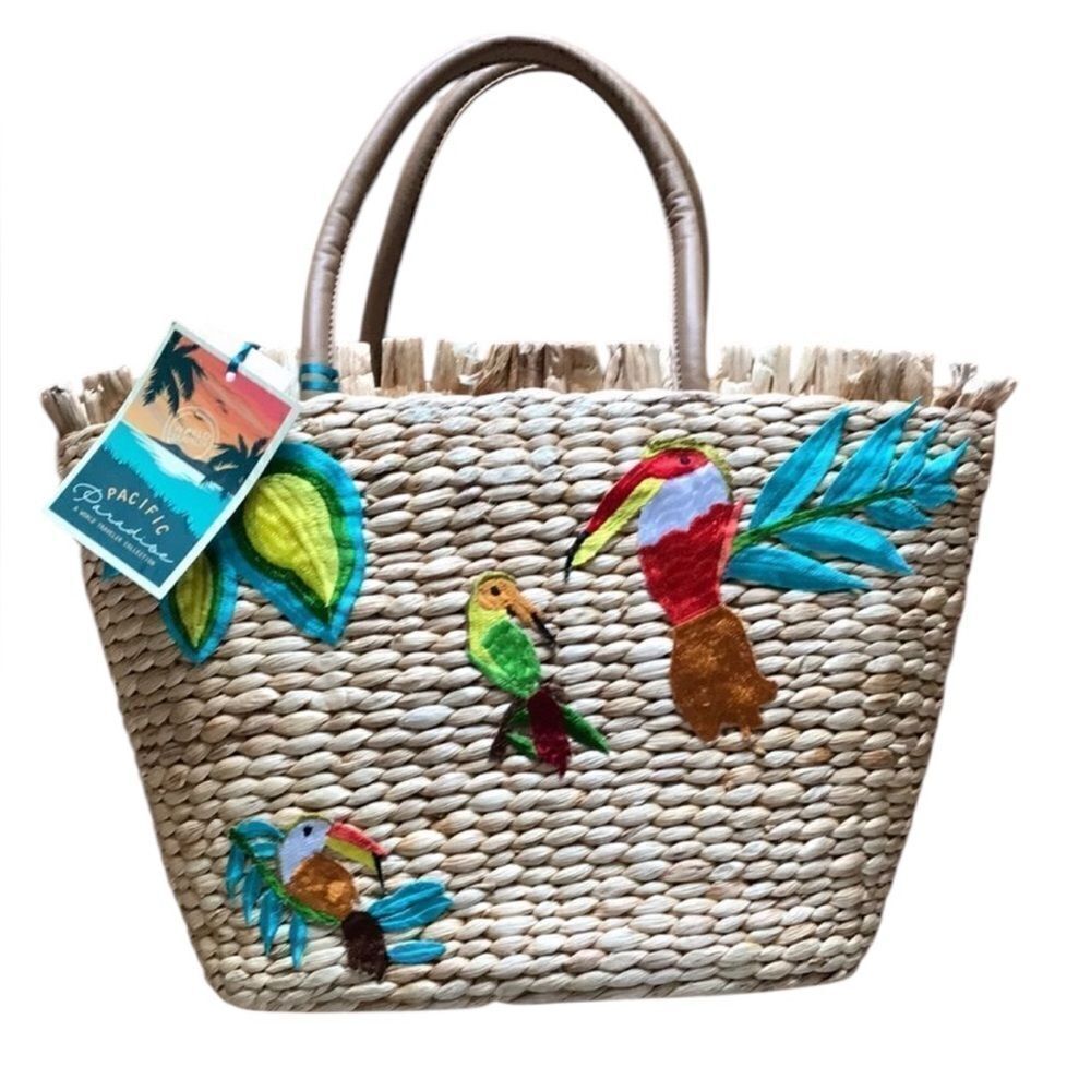 NEW World Traveler Pacific Paradise Tote